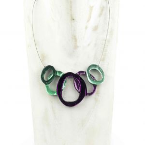  Colgante circulos organicos en verde y morado RESIN NECKLACES