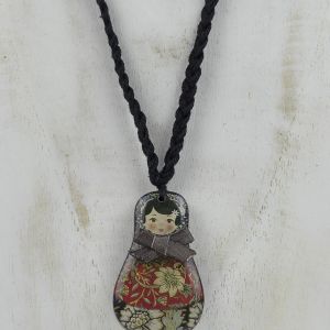  Colgante mamushka RESIN NECKLACES